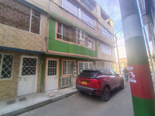 Apartamento en arriendo Cundinamarca Bogotá El Rosario Et Iii 56 m2 Habitaciones 3 Baños 1 Garajes 0 Precio $1000000