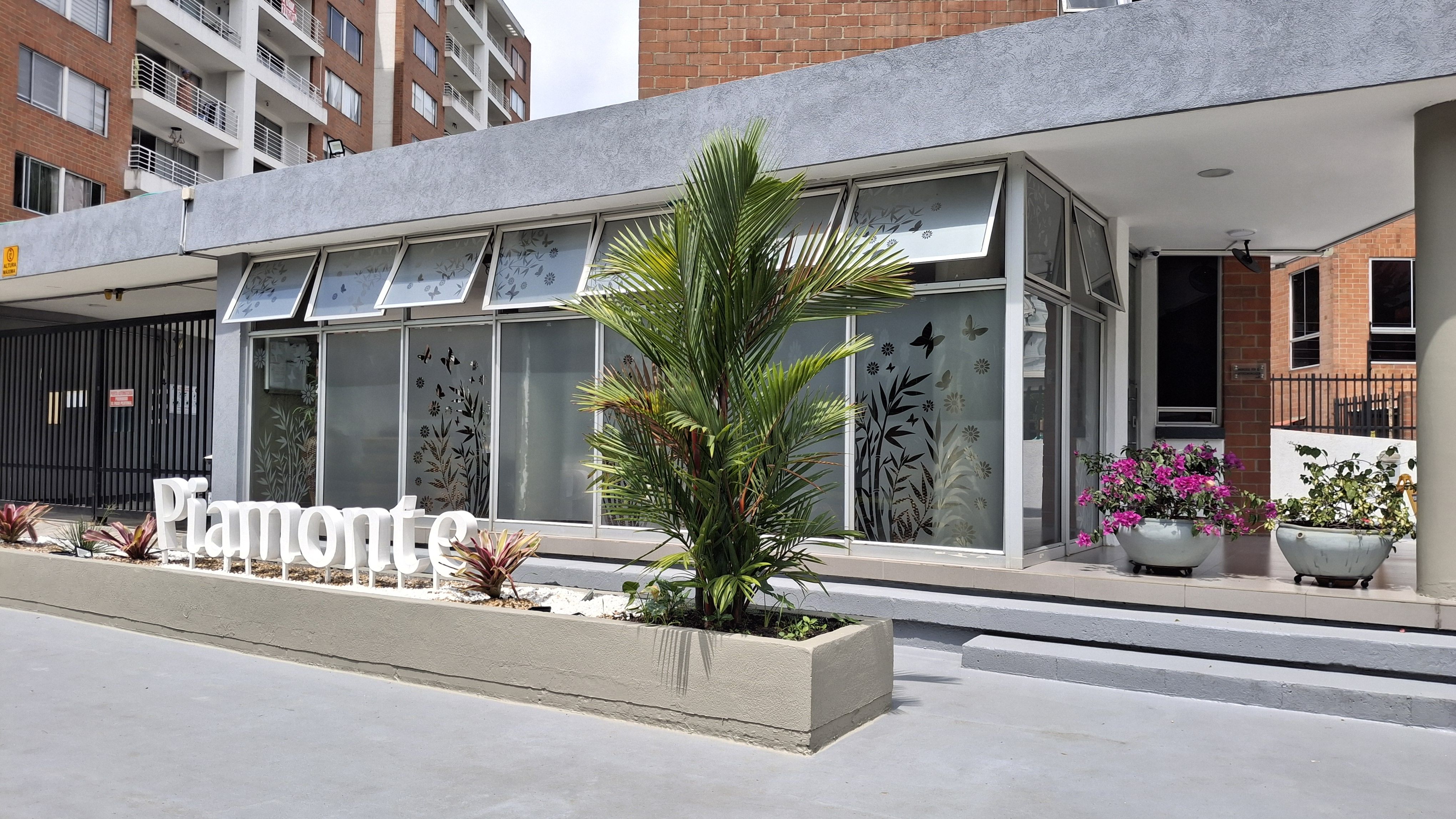 Apartamento en arriendo Valle Del Cauca Cali Lili 88 m2 Habitaciones 3 Baños 3 Garajes 2 Precio $2700000