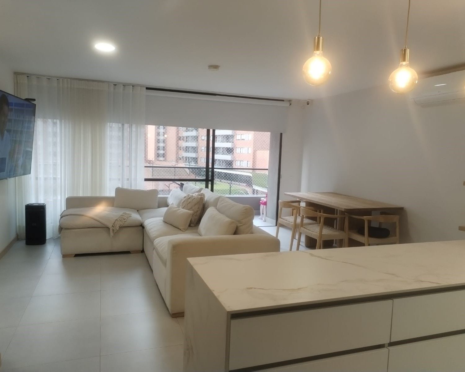 Apartamento en venta Antioquia Envigado La Mesa 110 m2 Habitaciones 3 Baños 3 Garajes 2 Precio $970000000
