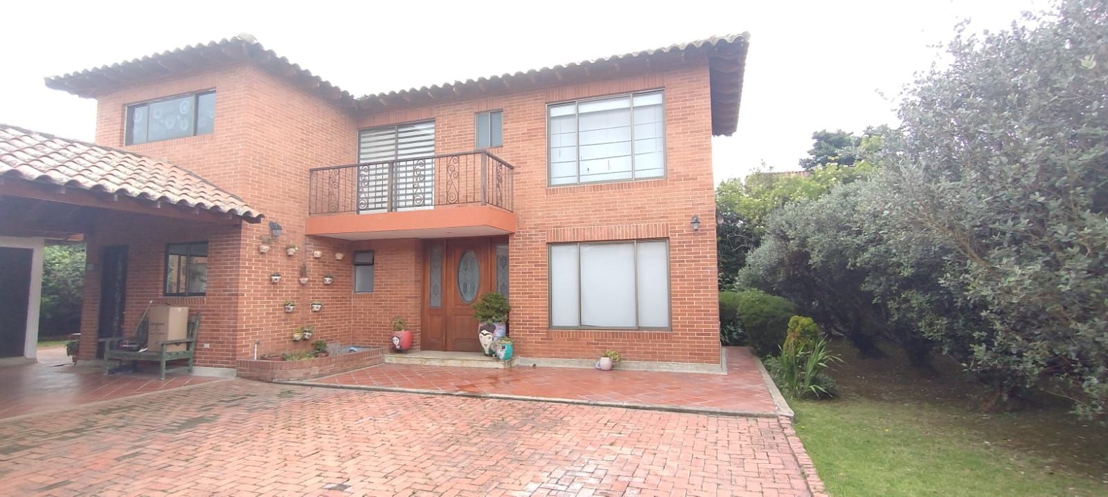 Casa en arriendo Cundinamarca Chía Vereda La Balsa 270 m2 Habitaciones 4 Baños 3 Garajes 5 Precio $7000000