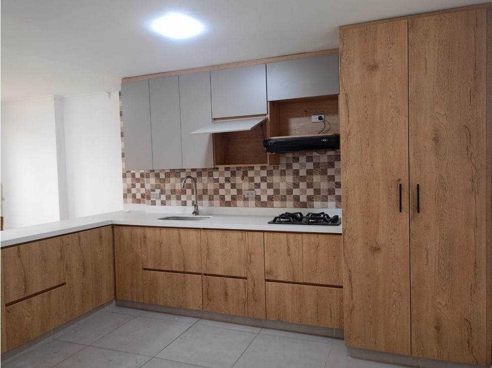 Apartamento en venta Antioquia Medellín Laureles 98 m2 Habitaciones 3 Baños 3 Garajes 1 Precio $740000000