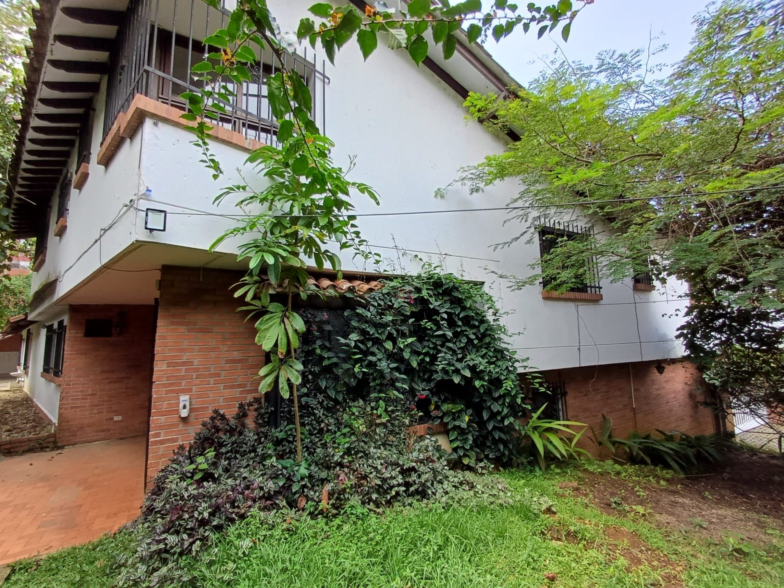 Casa en arriendo Antioquia Medellín Las Lomas No2 500 m2 Habitaciones 7 Baños 6 Garajes 10 Precio $45000000