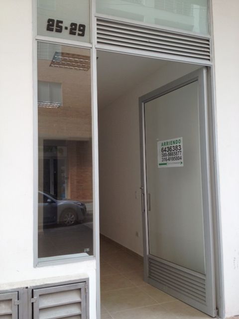 Local Comercial en arriendo Santander Bucaramanga Antonia Santos Centro 20 m2 Habitaciones 1 Baños 1 Garajes 0 Precio $1331000