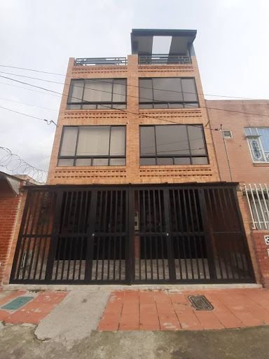 Casa en arriendo Cundinamarca Bogotá Garces Navas 102 m2 Habitaciones 4 Baños 3 Garajes 1 Precio $3000000