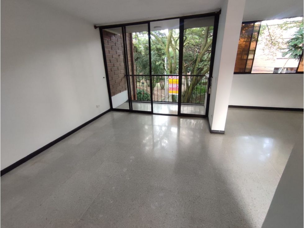 Apartamento en arriendo Antioquia Medellín Carlos E Restrepo 120 m2 Habitaciones 3 Baños 2 Garajes 0 Precio $3300000