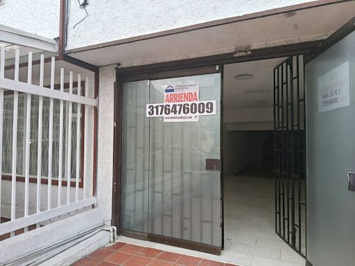 Local en arriendo Cundinamarca Bogotá Santa Cecilia 100 m2 Habitaciones 0 Baños 2 Garajes 0 Precio $3700000
