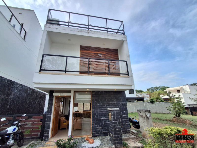 Casa en venta Antioquia Sopetrán Sopetran 105 m2 Habitaciones 2 Baños 3 Garajes 2 Precio $550000000