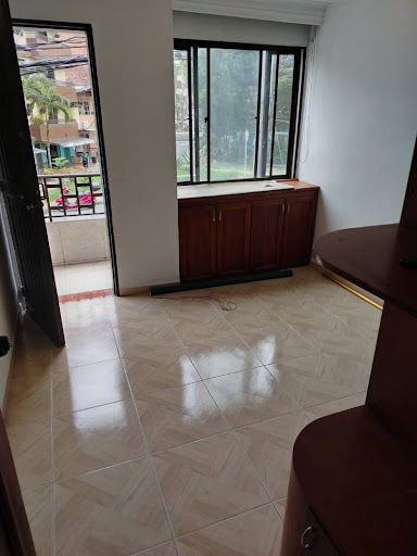 Apartamento en arriendo Antioquia Envigado La Mesa 68 m2 Habitaciones 3 Baños 2 Garajes 0 Precio $2500000