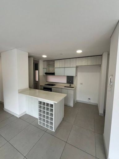 Apartamento en arriendo Antioquia Envigado Loma Del Atravesado 86 m2 Habitaciones 2 Baños 2 Garajes 1 Precio $4600000