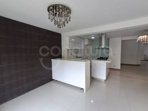 Casa en arriendo Antioquia Itagüí Santa Catalina 220 m2 Habitaciones 4 Baños 4 Garajes 1 Precio $5300000