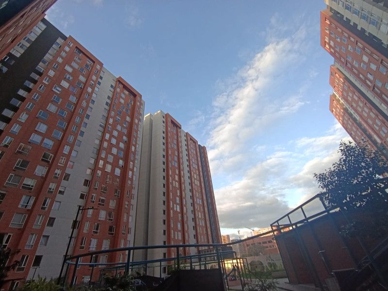 Apartaestudio en arriendo Cundinamarca Bogotá El Tintal 37 m2 Habitaciones 2 Baños 1 Garajes 0 Precio $1400000