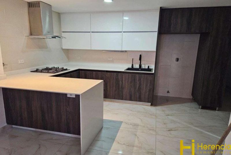 Apartamento en arriendo Antioquia Medellín Laureles 89 m2 Habitaciones 2 Baños 3 Garajes 1 Precio $4600000