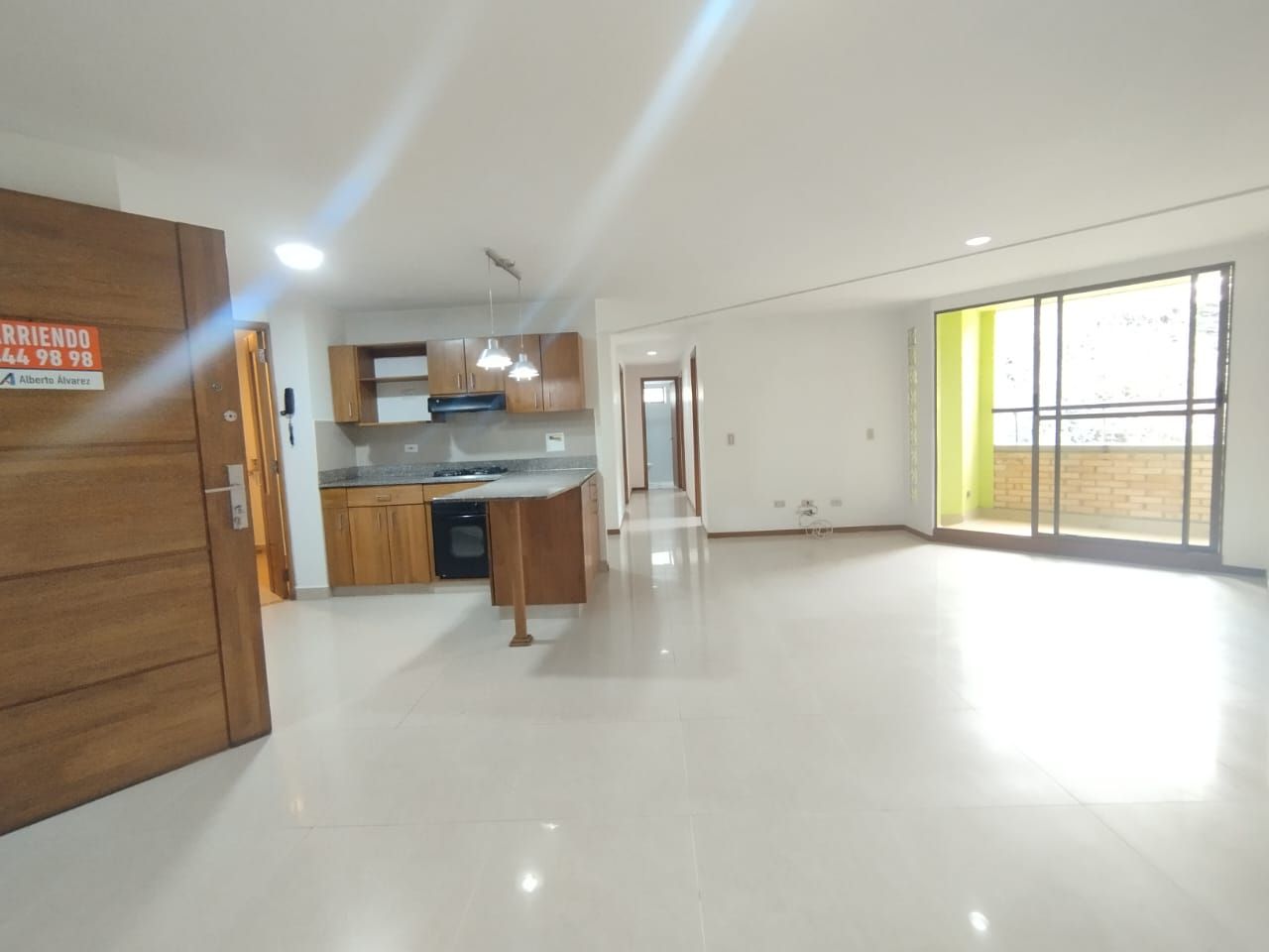 Apartamento en arriendo Antioquia Sabaneta Vereda La Doctora 100 m2 Habitaciones 3 Baños 2 Garajes 1 Precio $3700000