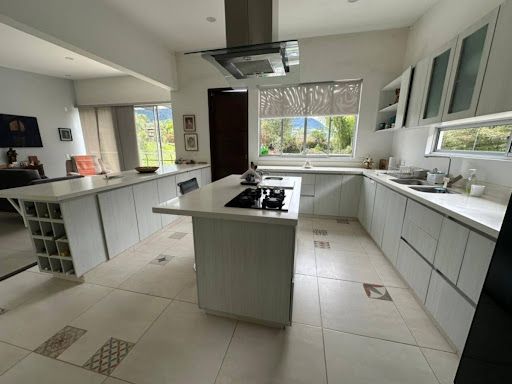 Casa Campestre en arriendo Antioquia La Ceja La Ceja 400 m2 Habitaciones 3 Baños 4 Garajes 1 Precio $11800000