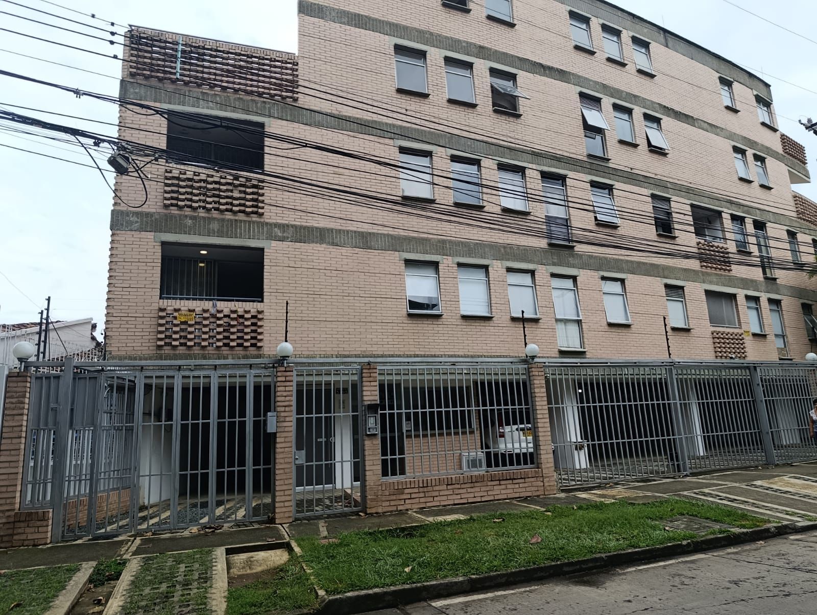 Apartamento en venta Valle Del Cauca Cali Mayapan Las Vegas 50 m2 Habitaciones 2 Baños 2 Garajes 1 Precio $260000000