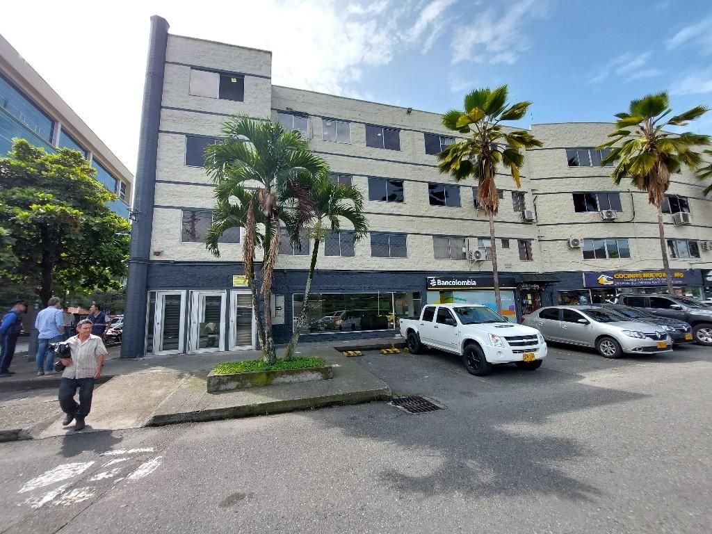 Local en arriendo Antioquia Itagüí Itagüí 180 m2 Habitaciones 0 Baños 2 Garajes 0 Precio $13500000