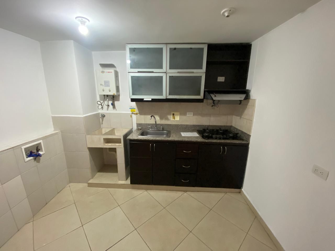 Apartamento en arriendo Antioquia Medellín La Floresta 65 m2 Habitaciones 3 Baños 2 Garajes 0 Precio $2200000