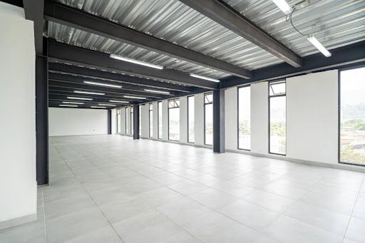 Oficina en arriendo Antioquia Medellín Tenche 165 m2 Habitaciones 0 Baños 2 Garajes 0 Precio $10500000