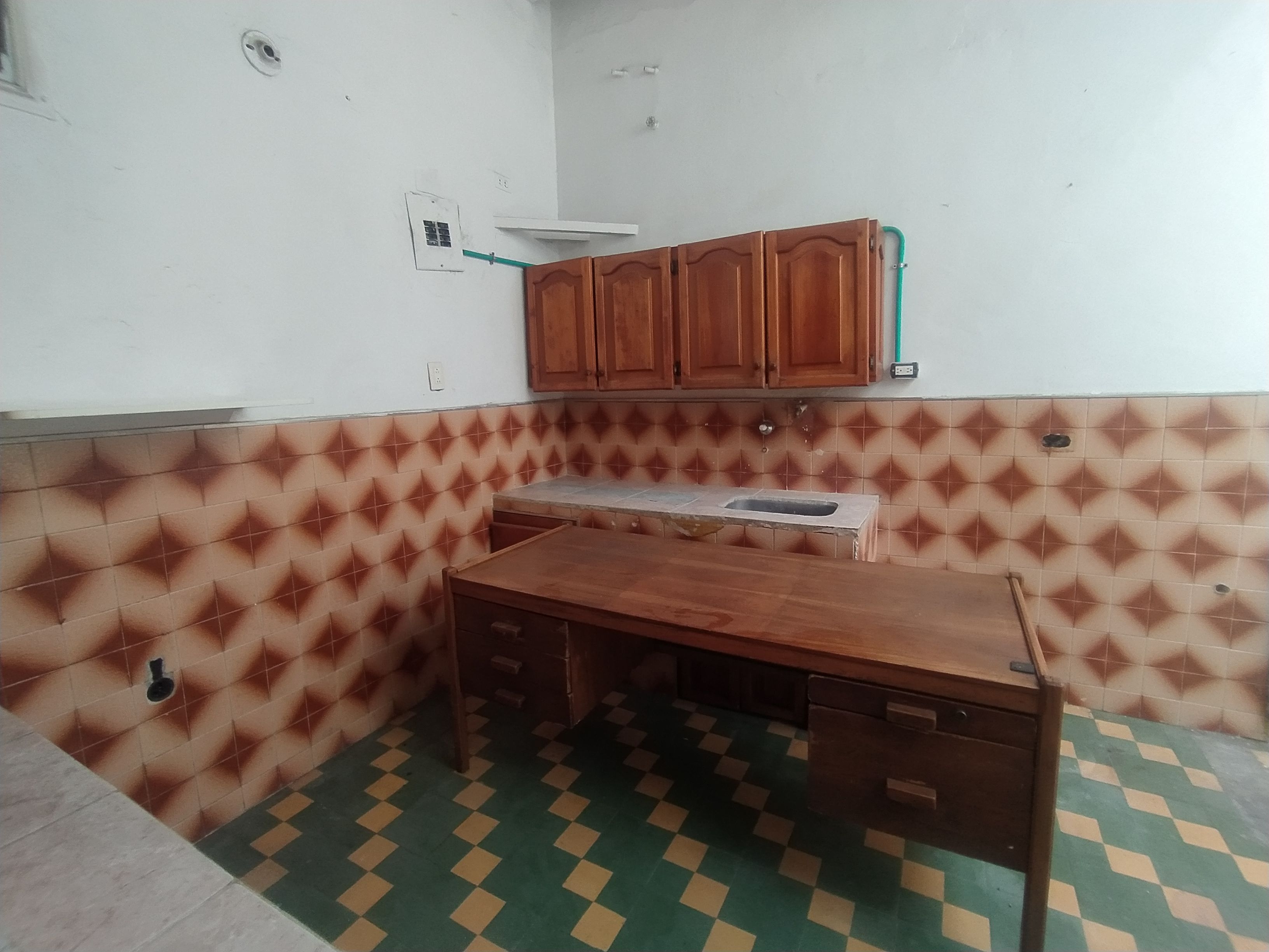 Casa en arriendo Antioquia Medellín Bombona No1 110 m2 Habitaciones 6 Baños 3 Garajes 0 Precio $4000000