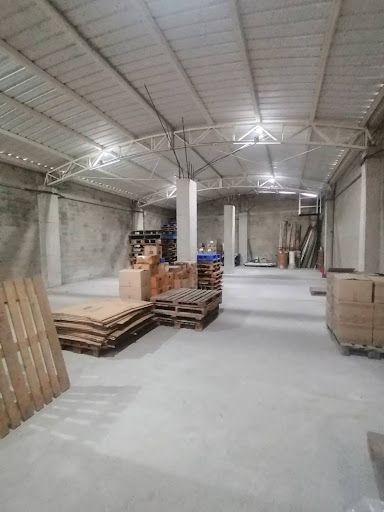 Bodega en arriendo Antioquia Medellín Naranjitos 320 m2 Habitaciones 0 Baños 2 Garajes 2 Precio $8500000