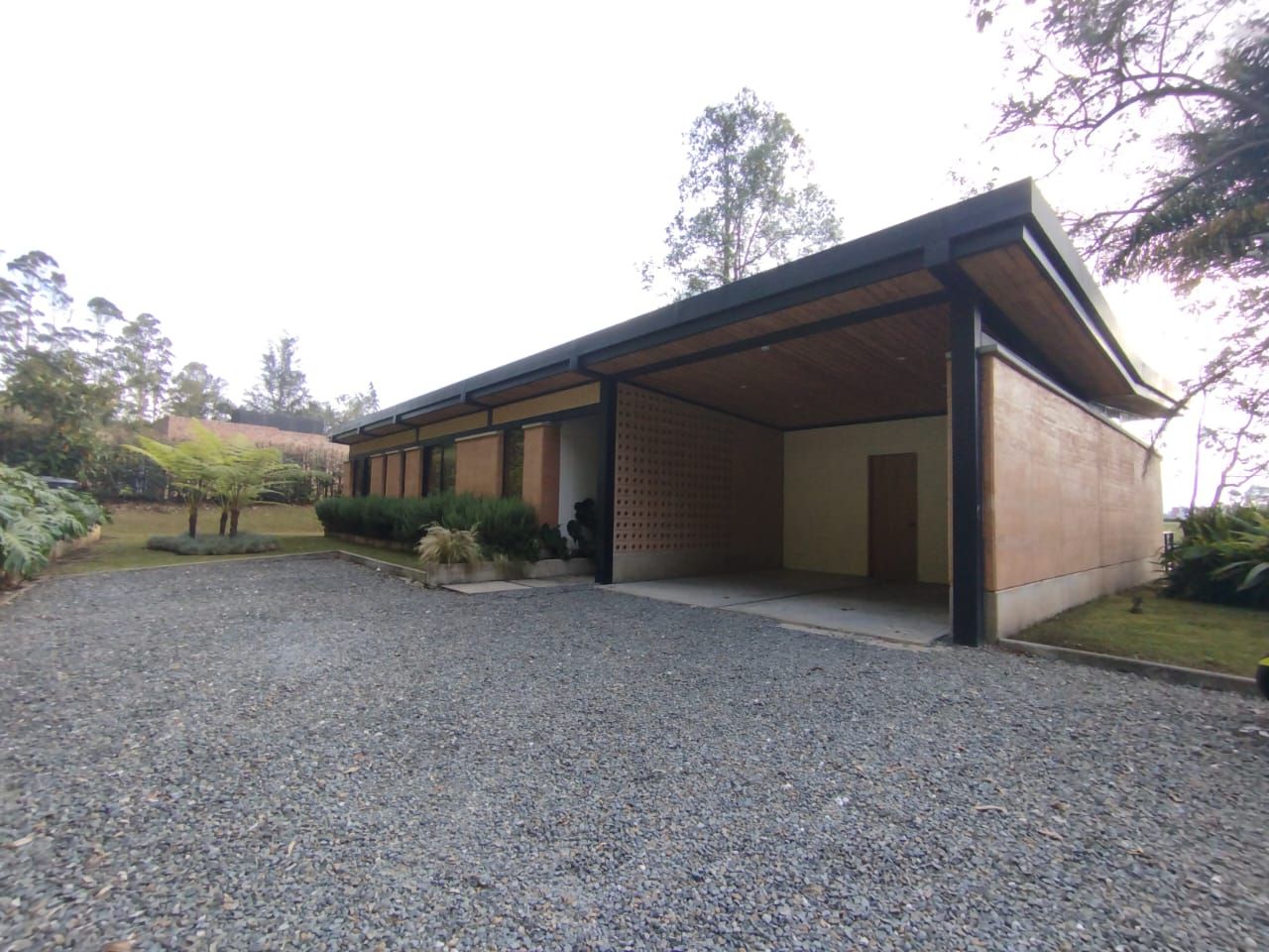 Casa Campestre en arriendo Antioquia El Carmen De Viboral El Carmen De Viboral 1450 m2 Habitaciones 3 Baños 5 Garajes 8 Precio $10000000