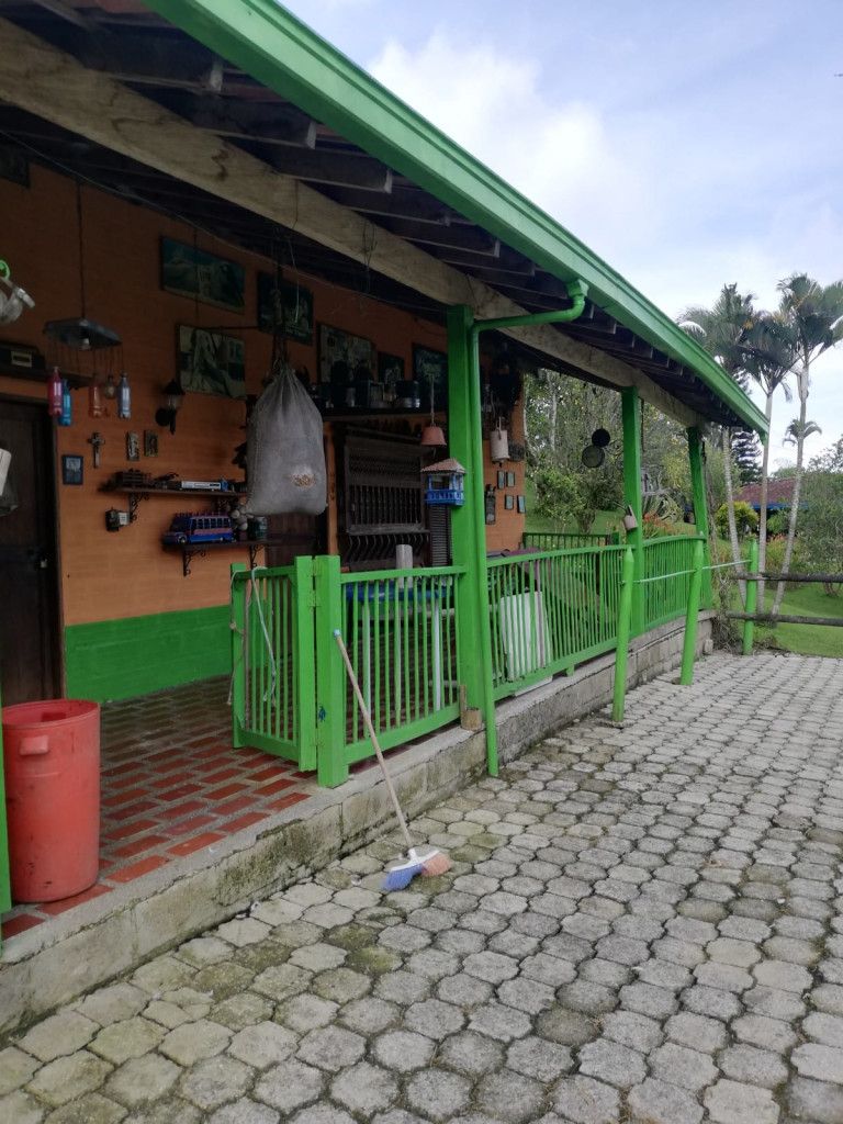 Finca en venta Antioquia Venecia Venecia 300 m2 Habitaciones 4 Baños 3 Garajes 5 Precio $2950000000