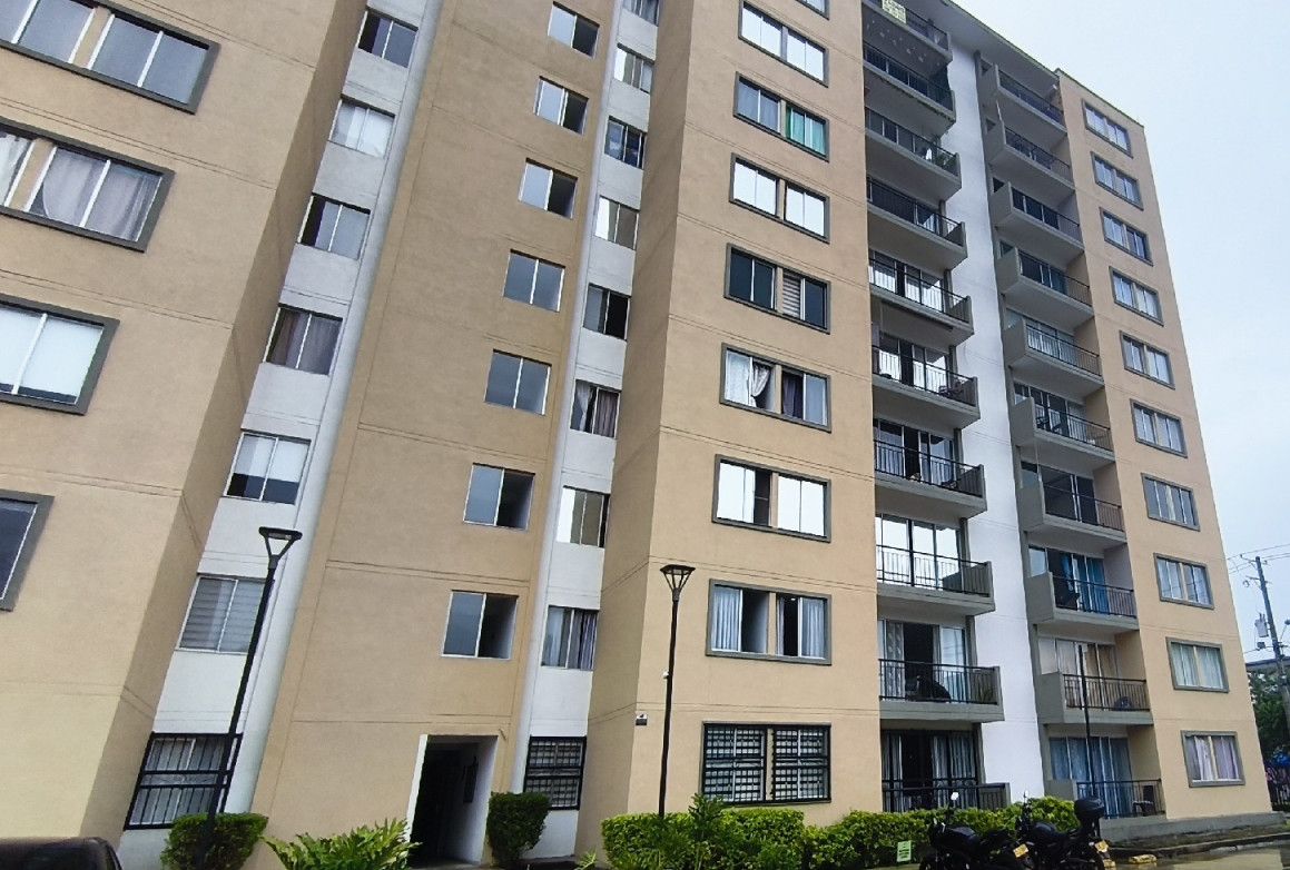 Apartamento en venta Valle Del Cauca Cali Alferez Real 65 m2 Habitaciones 3 Baños 2 Garajes 1 Precio $275000000