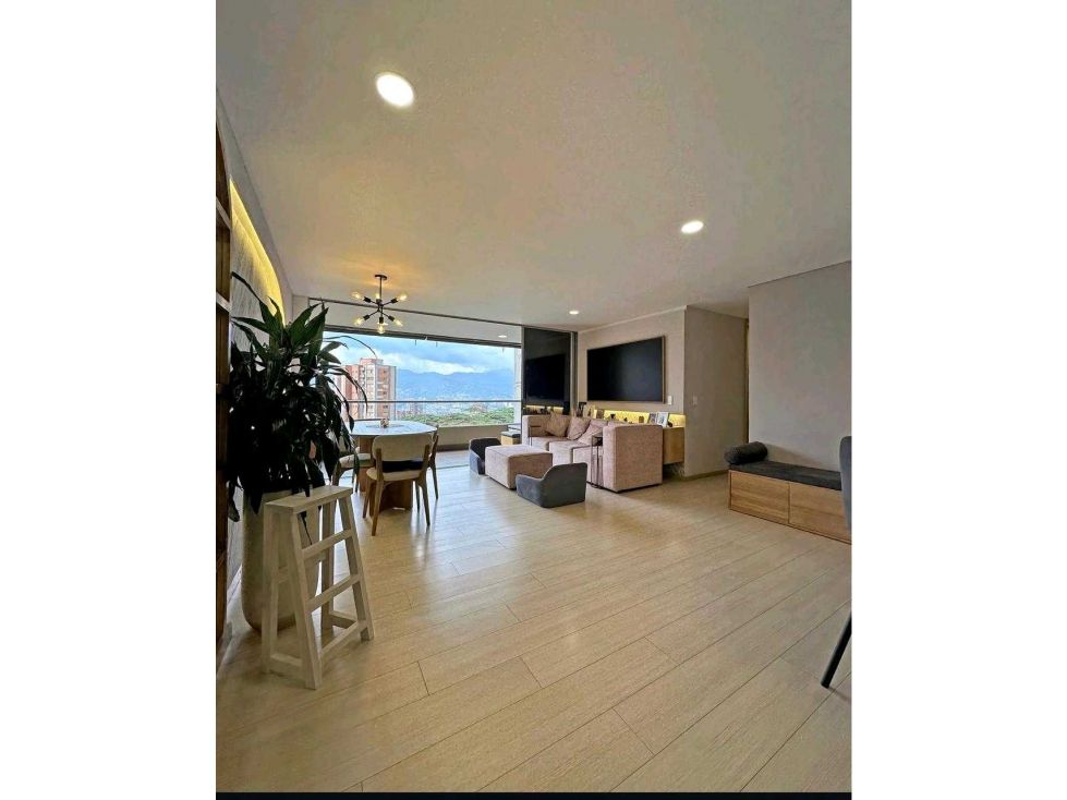 Apartamento en venta Antioquia Envigado La Inmaculada 128 m2 Habitaciones 3 Baños 4 Garajes 2 Precio $1190000000