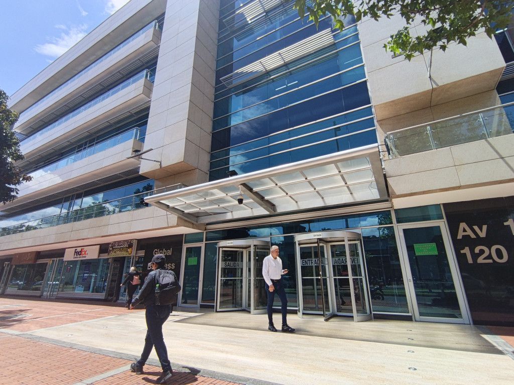 Local en arriendo Cundinamarca Bogotá Santa Barbara Occidental 136 m2 Habitaciones 0 Baños 3 Garajes 1 Precio $19192000