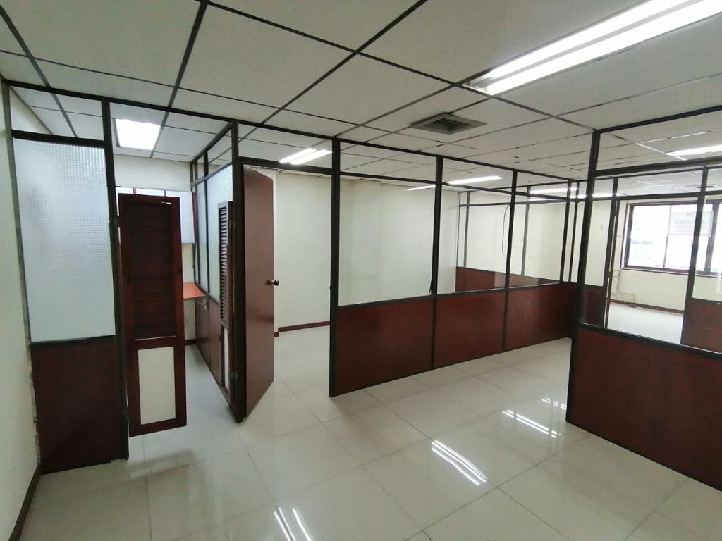Oficina en venta Valle Del Cauca Cali San Pedro 55 m2 Habitaciones 0 Baños 0 Garajes 0 Precio $142000000