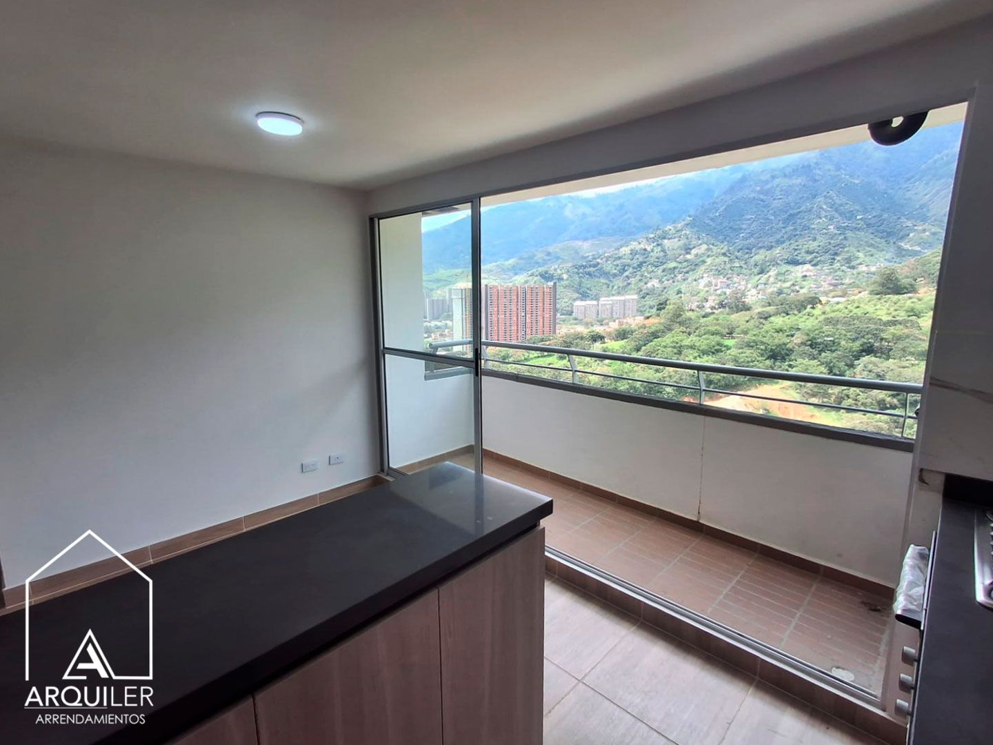 Apartamento en arriendo Antioquia Bello San Gabriel 68 m2 Habitaciones 3 Baños 2 Garajes 1 Precio $1600000