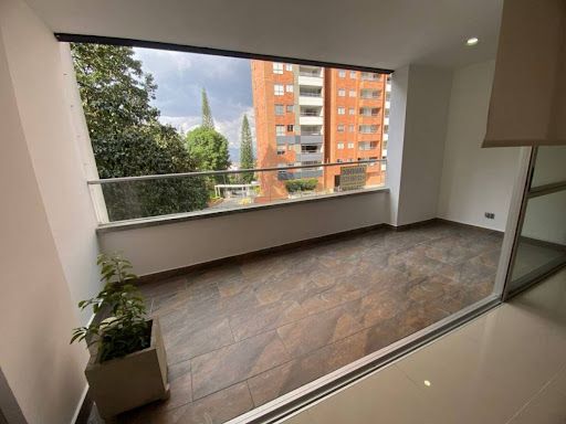 Apartamento en arriendo Antioquia Envigado La Sebastiana 110 m2 Habitaciones 3 Baños 4 Garajes 1 Precio $4500000