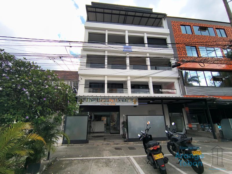 Local en arriendo Antioquia Medellín Rosales 180 m2 Habitaciones 0 Baños 2 Garajes 0 Precio $5000000