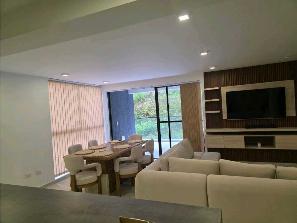 Apartamento en arriendo Risaralda Pereira Pereira 130 m2 Habitaciones 3 Baños 3 Garajes 2 Precio $4700000