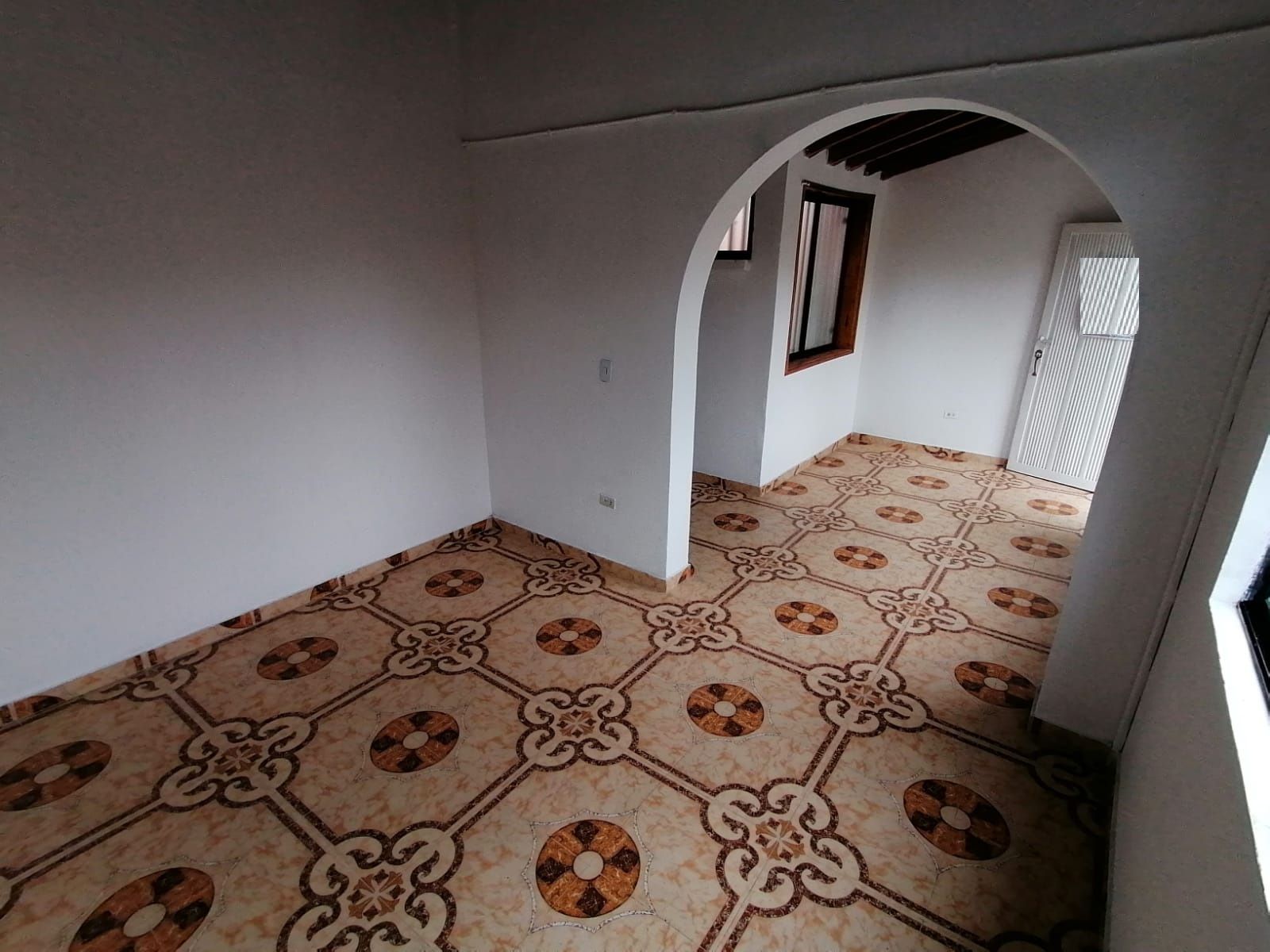 Casa en arriendo Antioquia Medellín Belen 160 m2 Habitaciones 4 Baños 4 Garajes 0 Precio $3500000