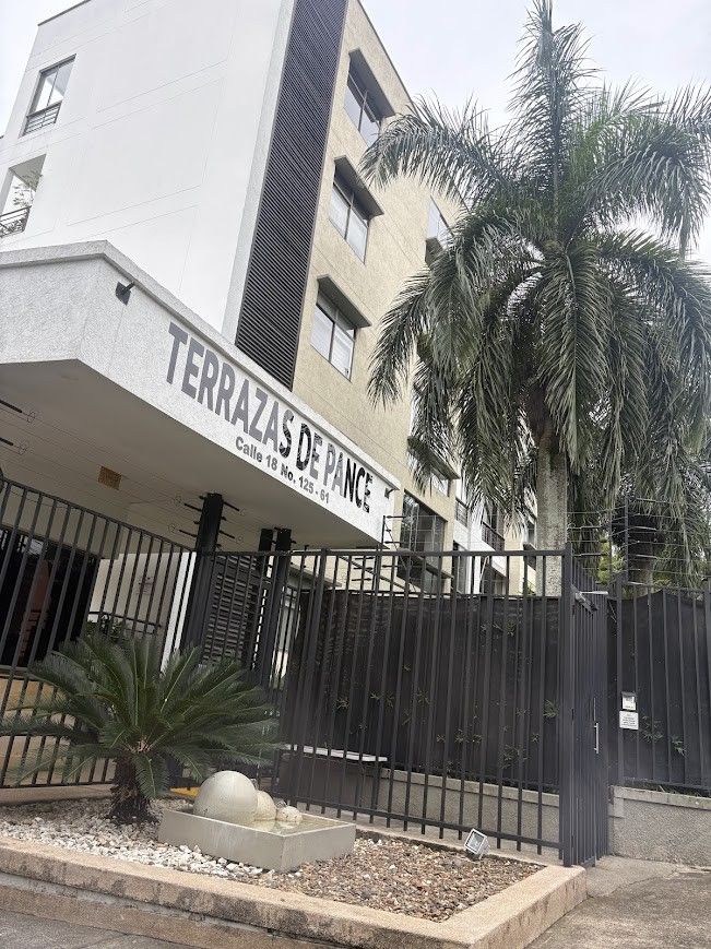 Apartamento en venta Valle Del Cauca Cali Parcelaciones Pance 167 m2 Habitaciones 3 Baños 3 Garajes 2 Precio $880000000