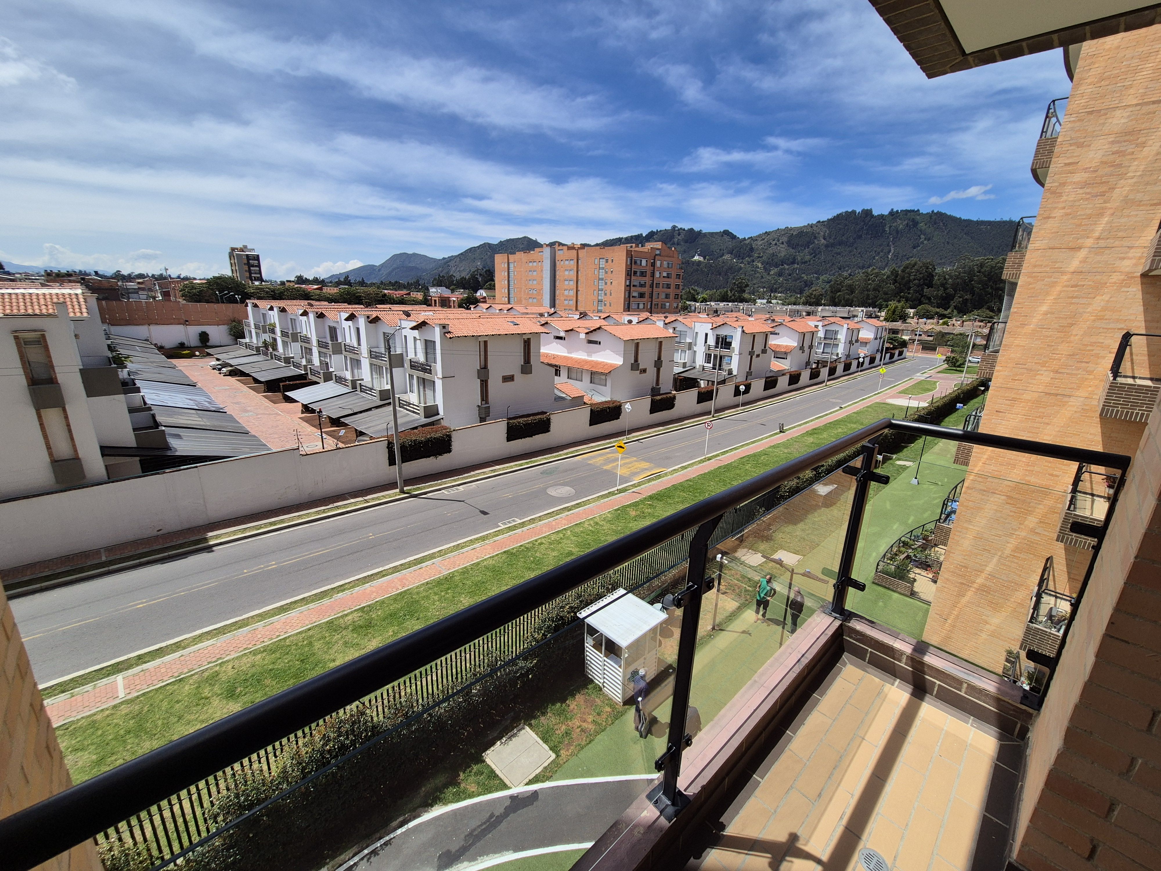 Apartamento en arriendo o venta Cundinamarca Chía Br Santa Maria De Los Lagos 119 m2 Habitaciones 3 Baños 3 Garajes 2 Precio venta $700000000 Precio arriendo $3900000