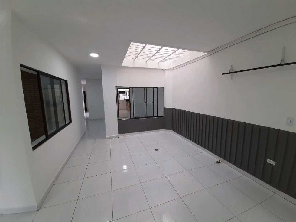 Casa en venta Antioquia Medellín Simon Bolivar 185 m2 Habitaciones 3 Baños 3 Garajes 1 Precio $780000000