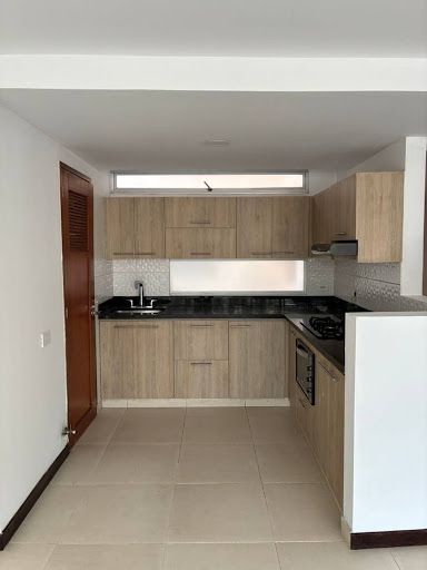 Apartamento en venta Antioquia Medellín Estadio 142 m2 Habitaciones 3 Baños 2 Garajes 2 Precio $855000000