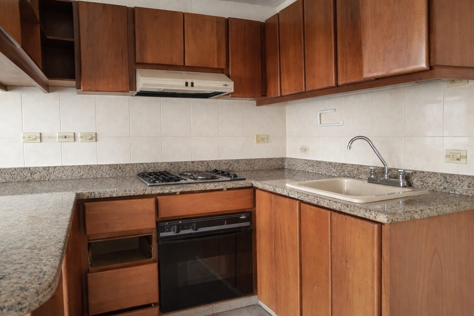 Apartaestudio en venta Antioquia Medellín Laureles 55 m2 Habitaciones 1 Baños 1 Garajes 1 Precio $550000000