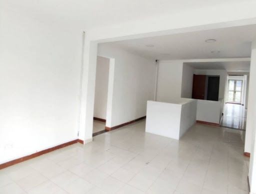 Oficina en arriendo Antioquia Medellín La Aguacatala 217 m2 Habitaciones 0 Baños 4 Garajes 0 Precio $13500000