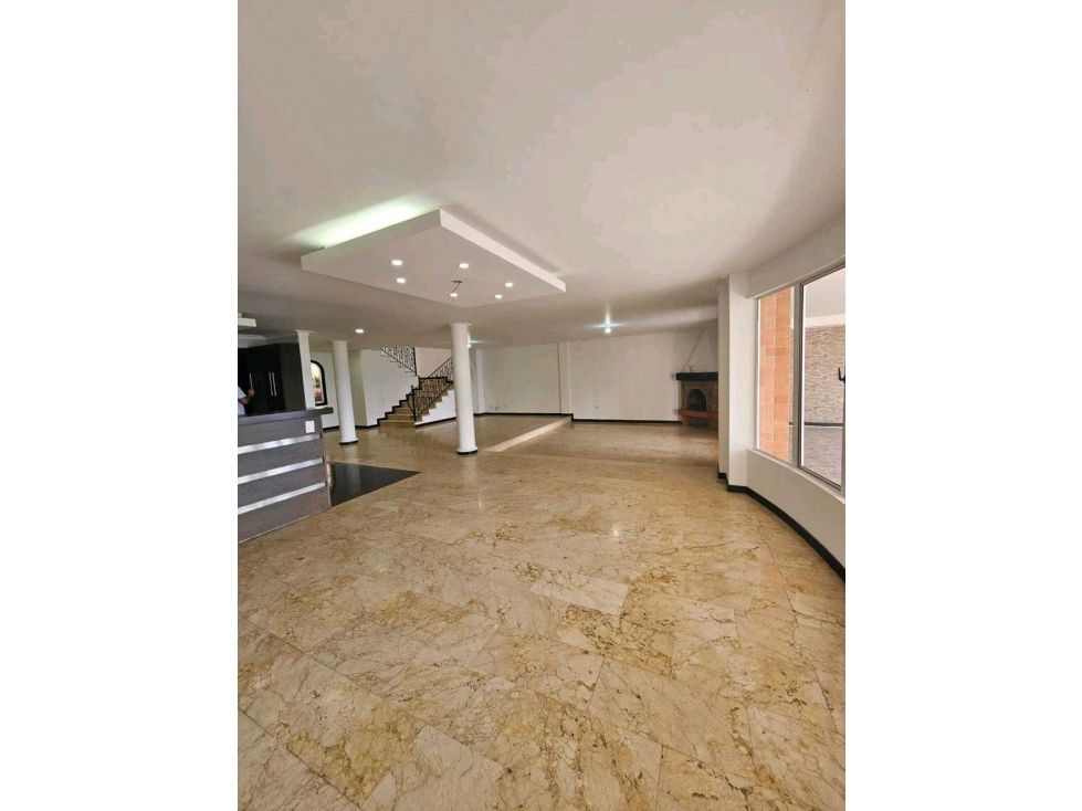Casa en venta Antioquia Medellín El Tesoro 420 m2 Habitaciones 6 Baños 7 Garajes 2 Precio $2600000000