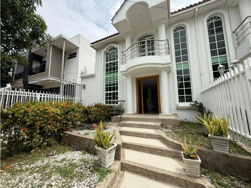 Casa en arriendo Atlántico Barranquilla Villa Santos 395 m2 Habitaciones 4 Baños 4 Garajes 1 Precio $7500000