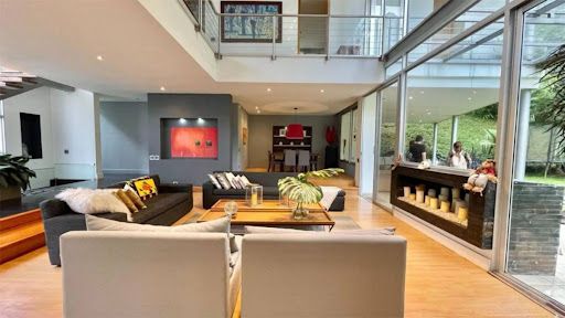 Casa en arriendo Antioquia Medellín El Poblado 502 m2 Habitaciones 4 Baños 4 Garajes 5 Precio $28000000