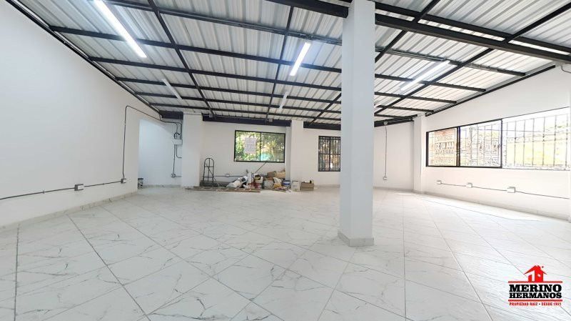 Bodega en arriendo Antioquia Medellín Jesus Nazareno 110 m2 Habitaciones 0 Baños 1 Garajes 0 Precio $3000000
