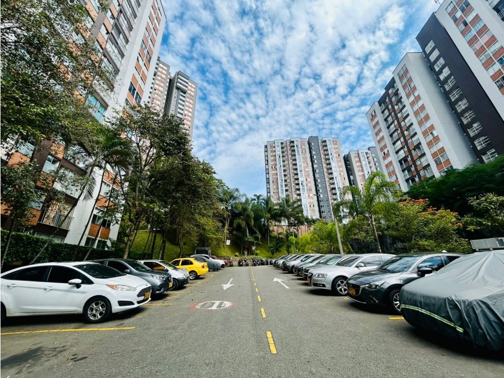 Apartamento en venta Antioquia Medellín El Rincon 53 m2 Habitaciones 3 Baños 2 Garajes 0 Precio $340000000