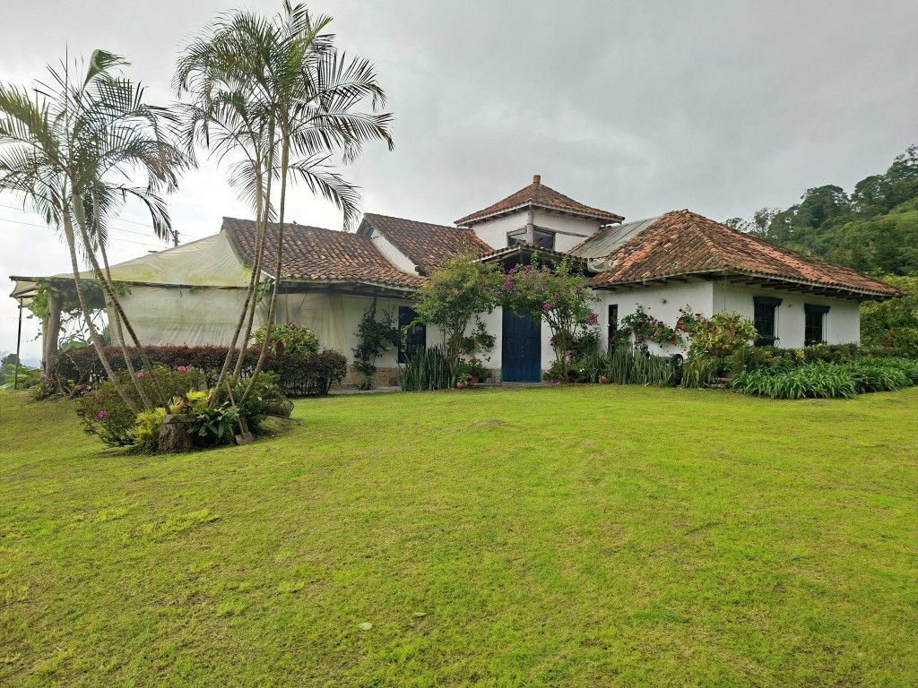 Finca en venta Cundinamarca Cachipay Cachipay 450 m2 Habitaciones 3 Baños 3 Garajes 0 Precio $3500000000