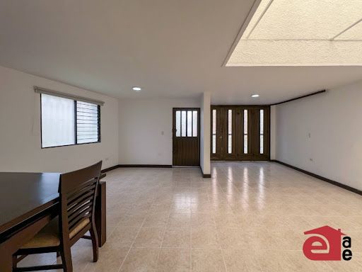 Local en arriendo Antioquia Envigado San Marcos 205 m2 Habitaciones 0 Baños 2 Garajes 1 Precio $6800000