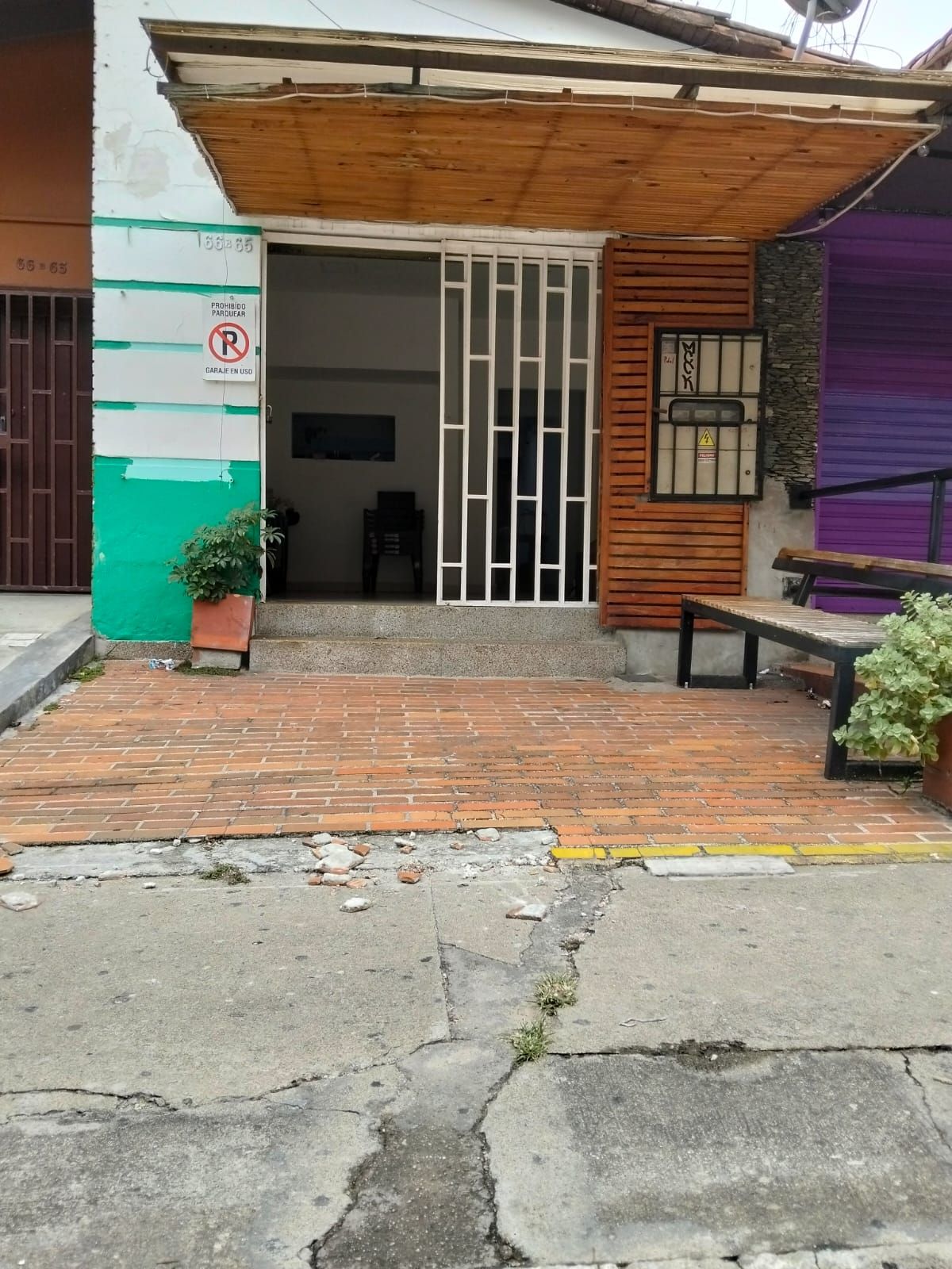 Local en arriendo Antioquia Medellín Los Conquistadores 71 m2 Habitaciones 0 Baños 2 Garajes 0 Precio $4100000
