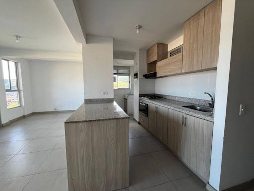 Apartamento en arriendo Antioquia Medellín Santa Rosa De Lima 77 m2 Habitaciones 3 Baños 2 Garajes 1 Precio $3550000